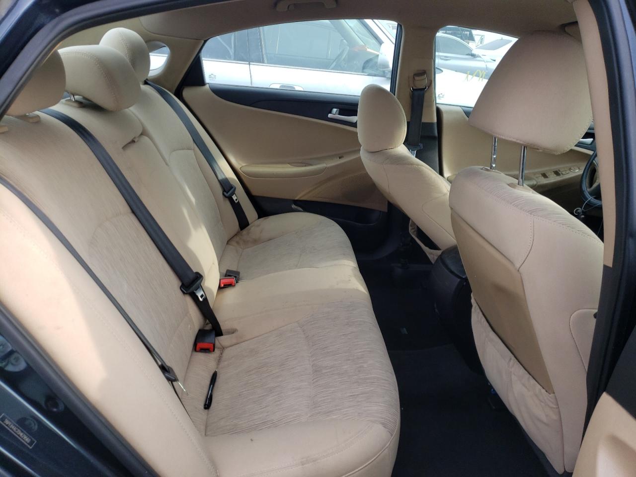 Photo 15 from auction – 2013 HYUNDAI SONATA GLS with VIN 5NPEB4AC2DH629560
