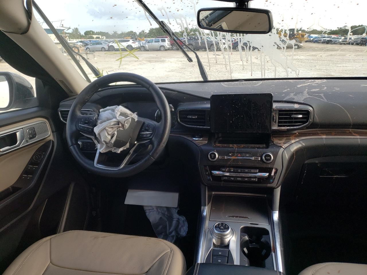Photo 9 from auction – 2020 FORD EXPLORER L with VIN 1FMSK8FH8LGB90359