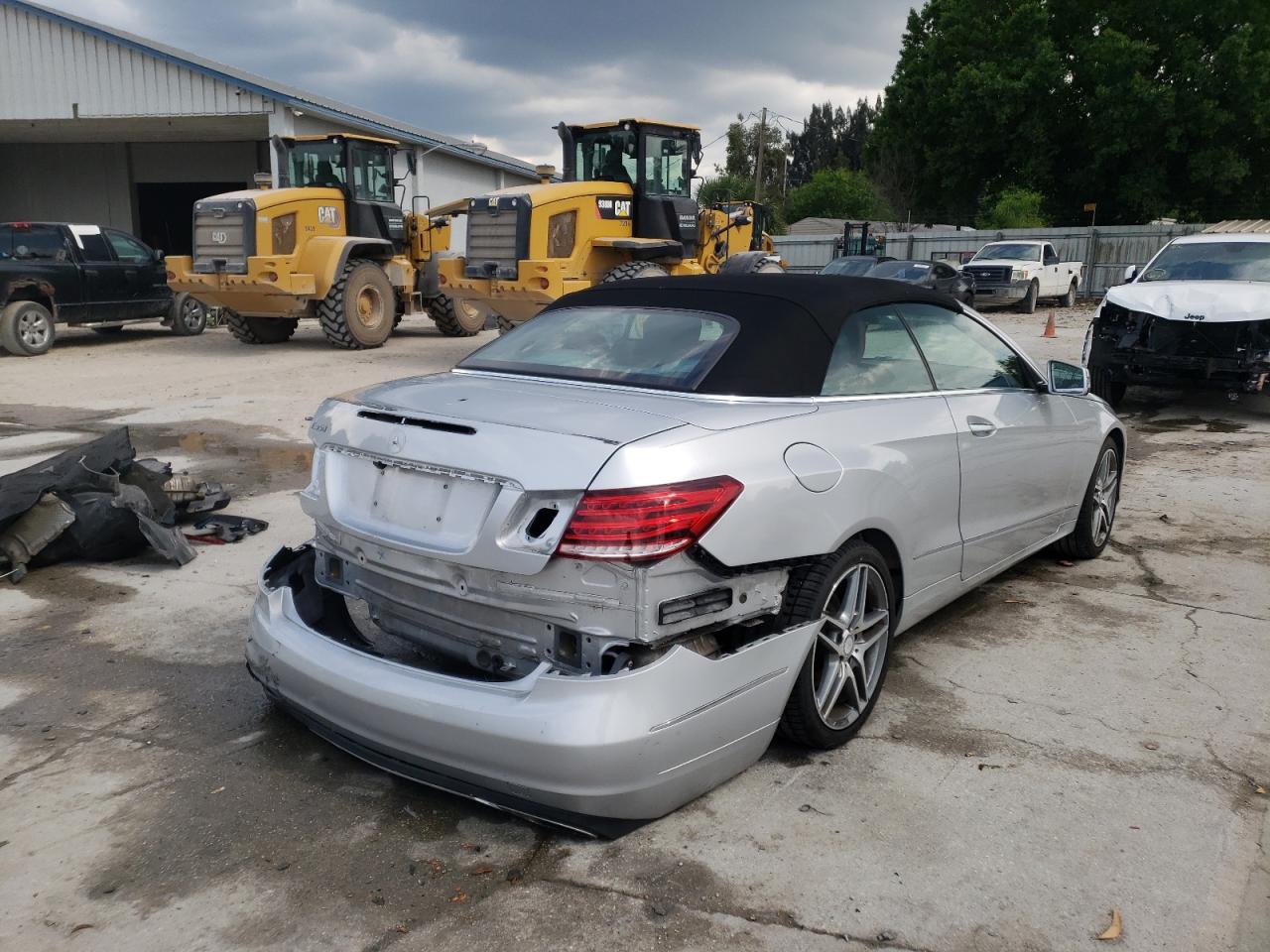 Photo 4 from auction – 2014 MERCEDES-BENZ E 350 with VIN WDDKK5KF6EF287422