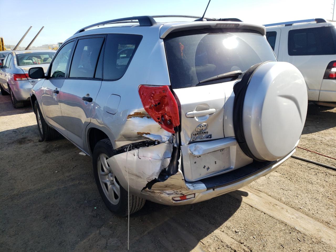 Photo 3 from auction – 2012 TOYOTA RAV4 with VIN 2T3ZF4DV0CW135806