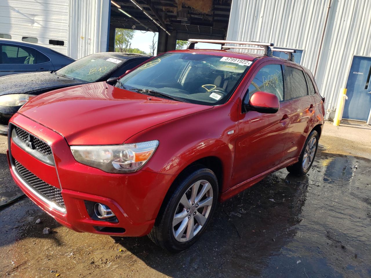 Photo 2 from auction – 2012 MITSUBISHI OUTLANDER with VIN JA4AP4AU6CZ005982