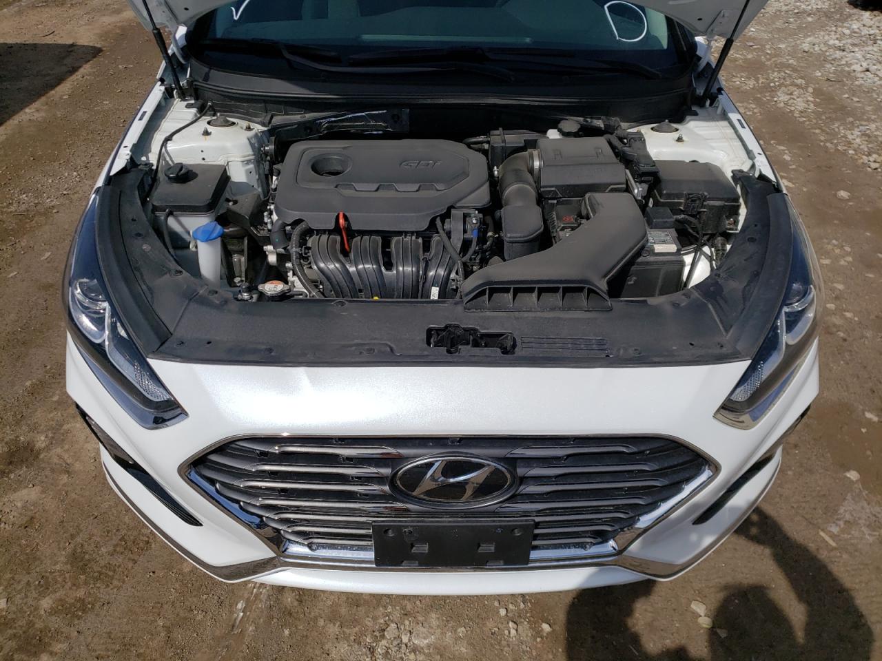 Photo 7 from auction – 2019 HYUNDAI SONATA SE with VIN 5NPE24AF5KH817092
