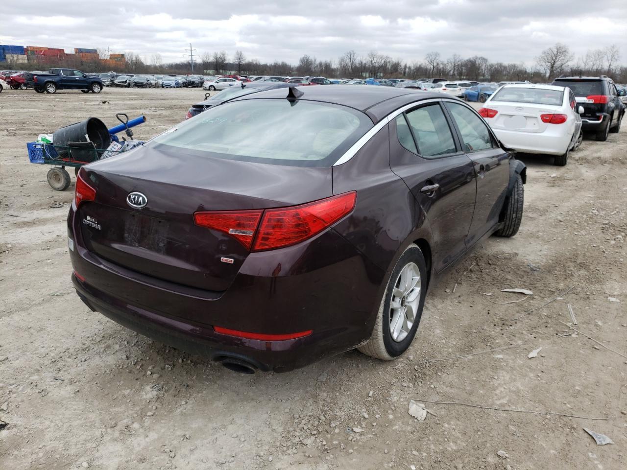 Photo 4 from auction – 2011 KIA OPTIMA LX with VIN KNAGM4A77B5109063