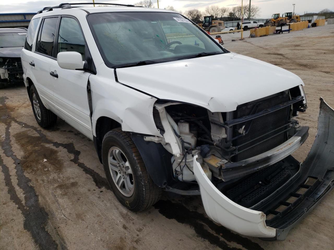 HONDA PILOT EXL 2004 with VIN 5FNYF18544B004907 - Photo from auction
