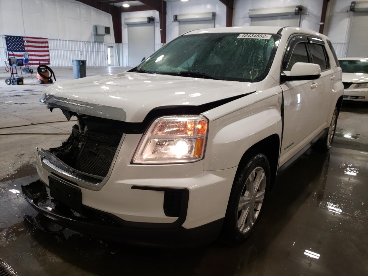 Photo 2 from auction – 2017 GMC TERRAIN SL with VIN 2GKFLSEK6H6288895