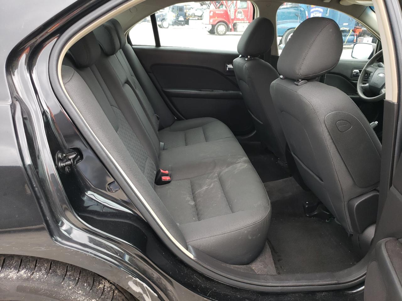 Photo 6 from auction – 2010 FORD FUSION with VIN 3FAHP0HA0AR424703