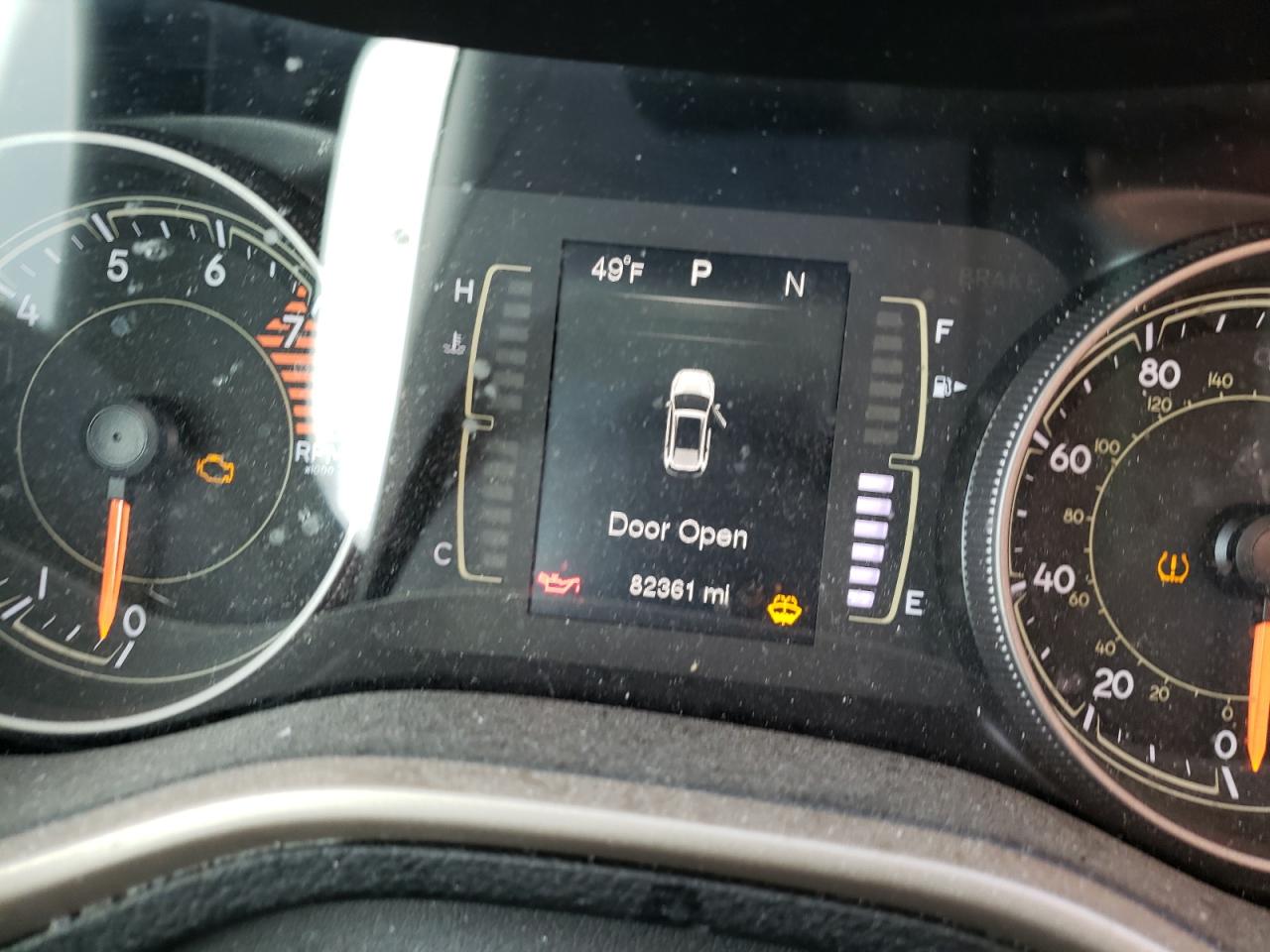 Photo 8 from auction – 2016 JEEP CHEROKEE L with VIN 1C4PJLCSXGW329807