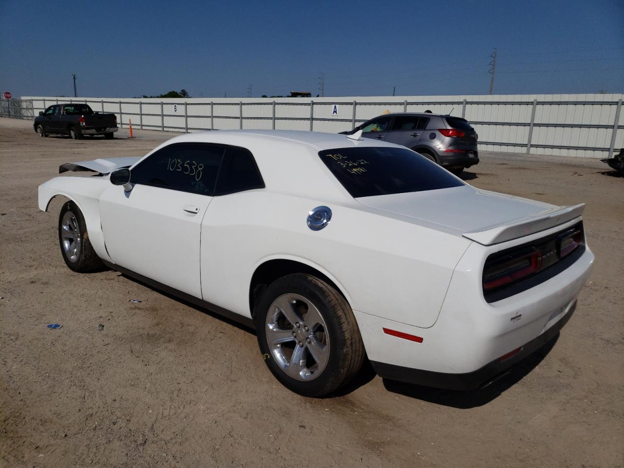 Photo 3 from auction – 2017 DODGE CHALLENGER with VIN 2C3CDZAG2HH633144