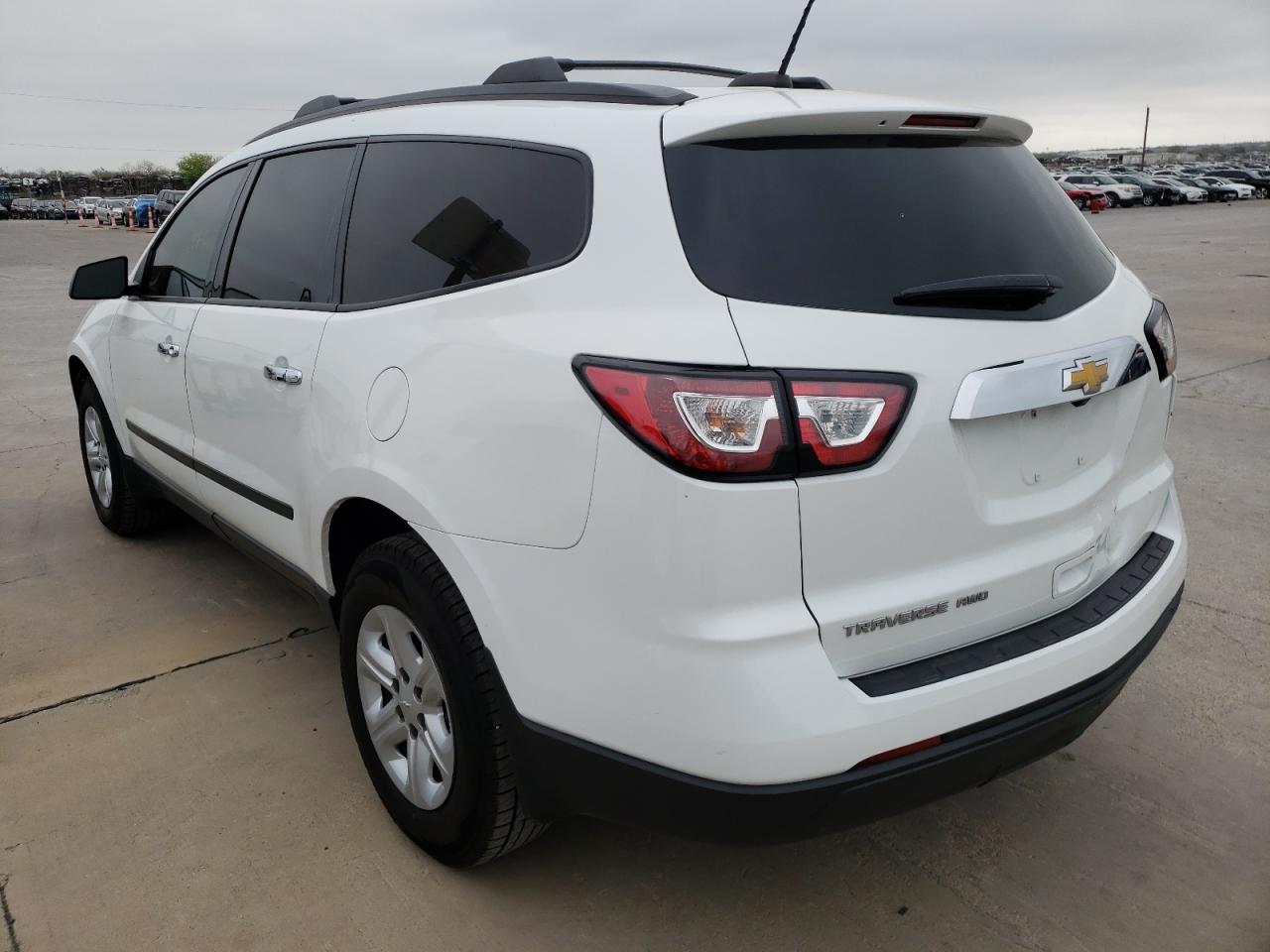 Photo 3 from auction – 2017 CHEVROLET TRAVERSE L with VIN 1GNKVFKD8HJ184064