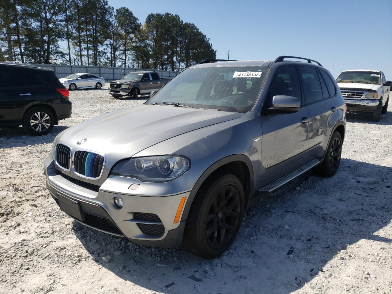 Photo 2 from auction – 2011 BMW X5 XDRIVE3 with VIN 5UXZV4C51BL402987