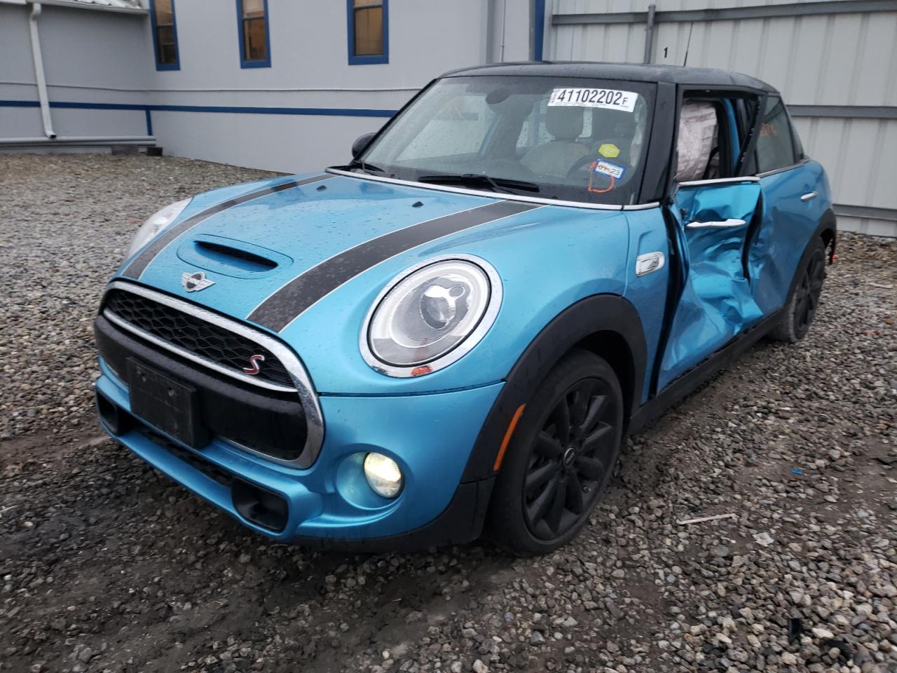 Photo 2 from auction – 2015 MINI COOPER S with VIN WMWXU3C5XF2B58726