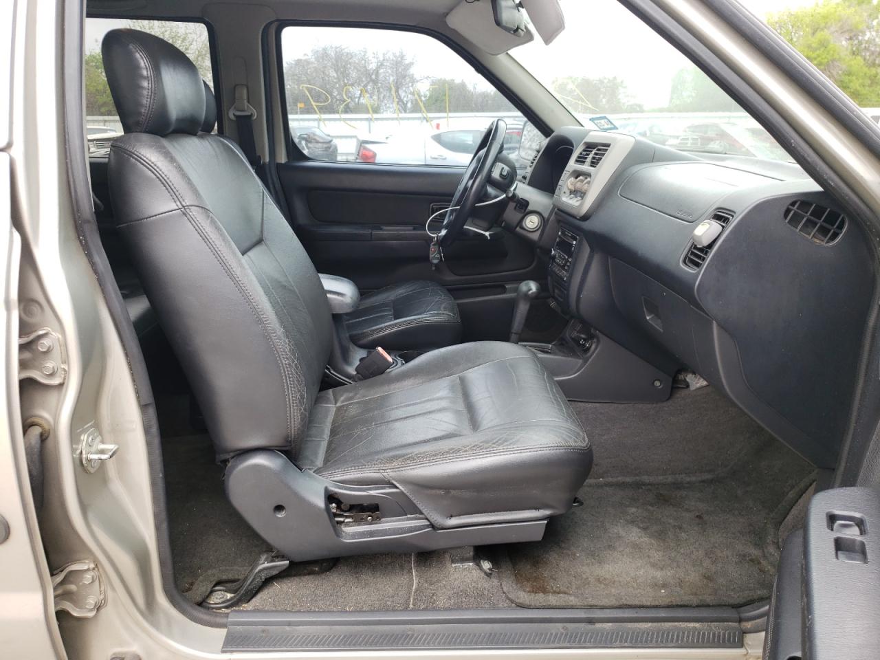Photo 5 from auction – 2001 NISSAN FRONTIER C with VIN 1N6ED27T71C363642