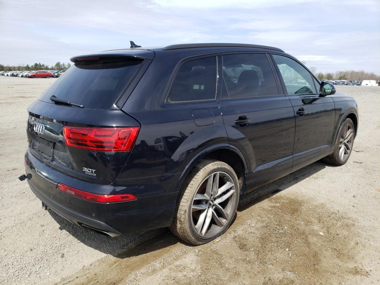 Photo 4 from auction – 2017 AUDI Q7 PRESTIG with VIN WA1VAAF70HD046746