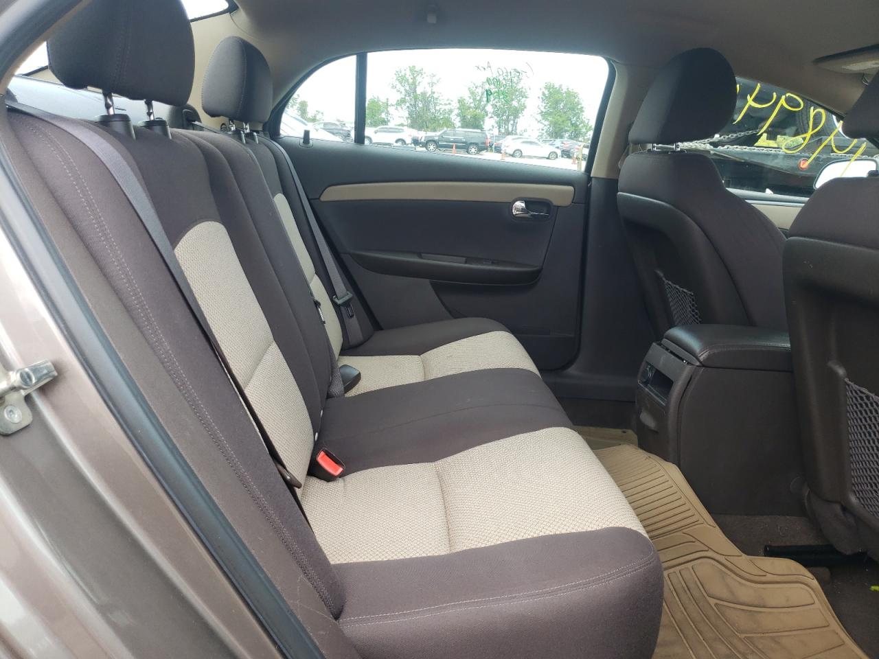 Photo 6 from auction – 2012 CHEVROLET MALIBU LS with VIN 1G1ZA5EU1CF106464