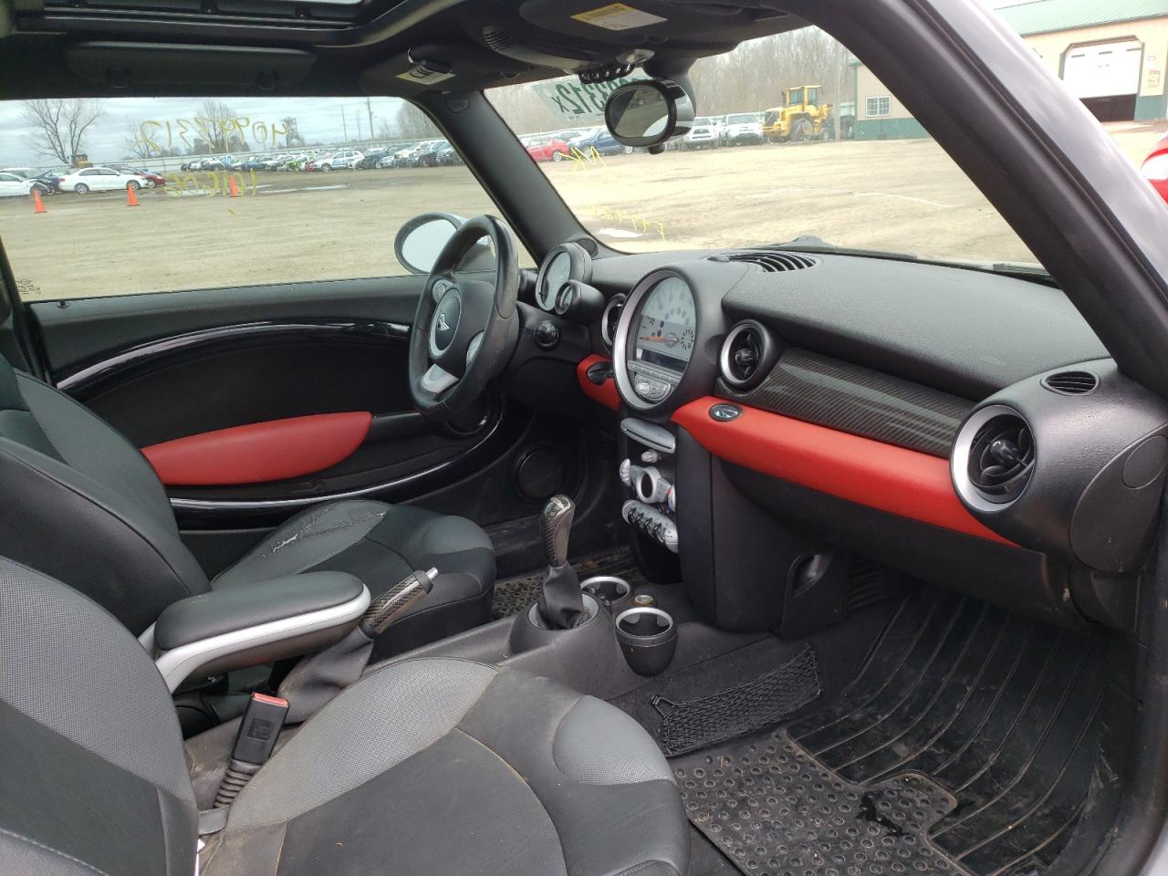 Photo 5 from auction – 2009 MINI COOPER SPO with VIN WMWMF93529TF97420