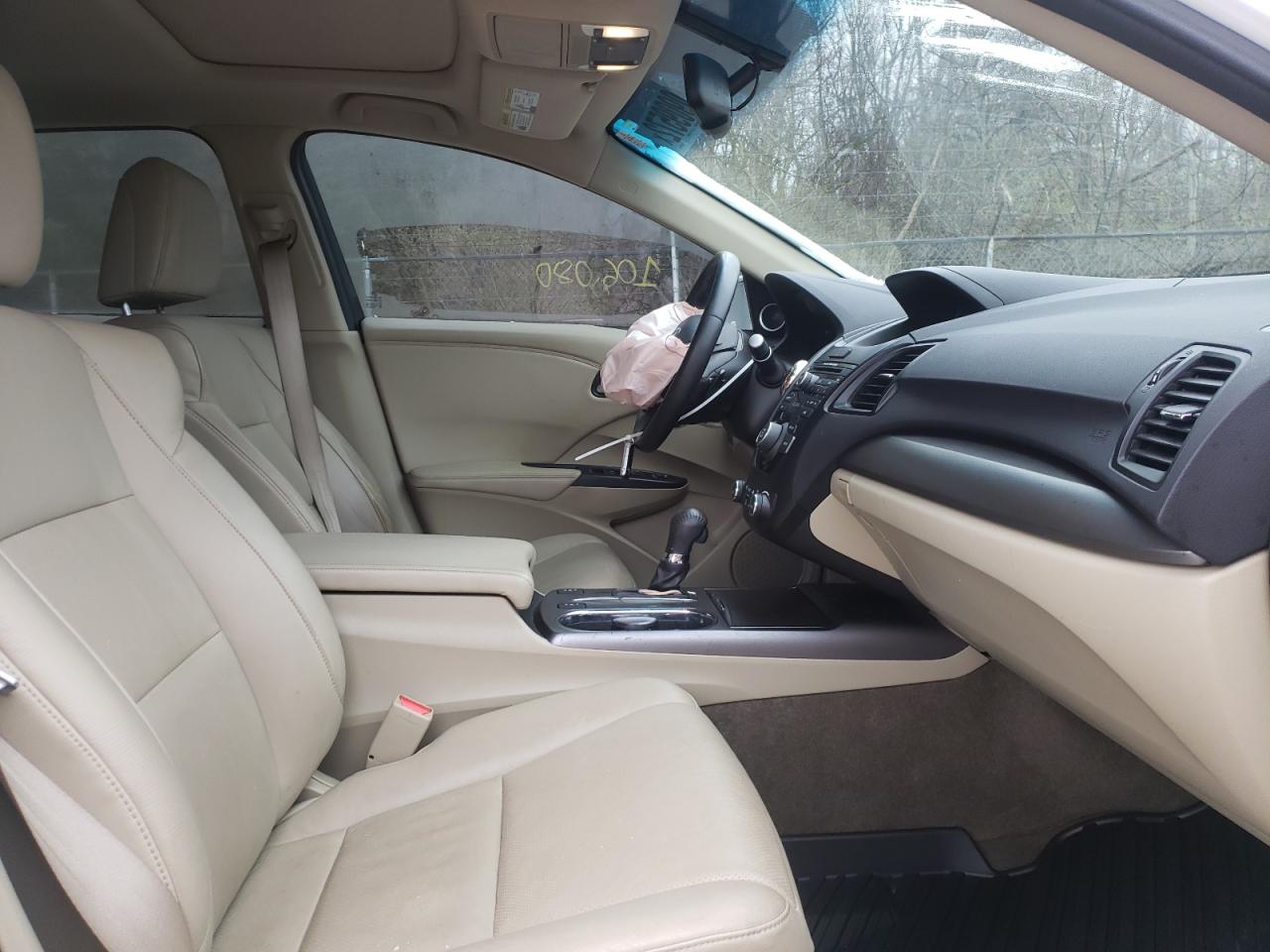 Photo 5 from auction – 2015 ACURA RDX with VIN 5J8TB4H3XFL021458