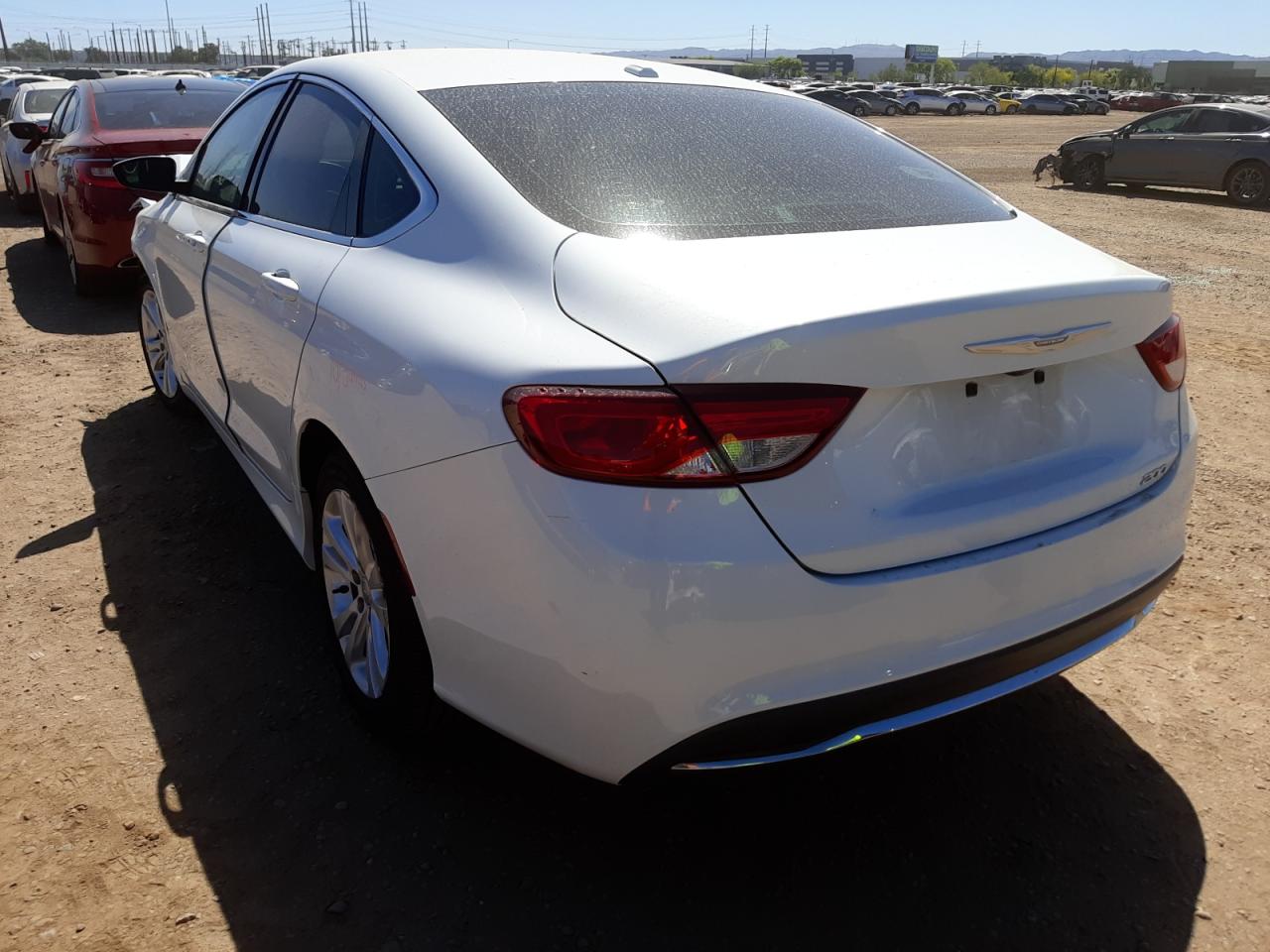 Photo 3 from auction – 2015 CHRYSLER 200 LIMITE with VIN 1C3CCCAB9FN747182