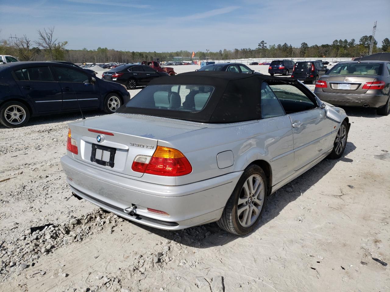 Photo 4 from auction – 2002 BMW 330 CI with VIN WBABS53472JU93717