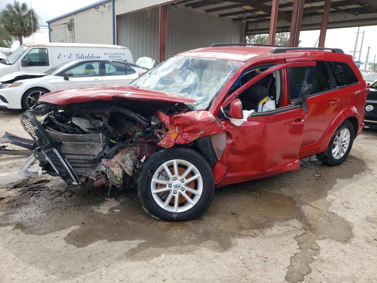 Zdjęcie 2 z aukcji – 2015 DODGE JOURNEY SX z VIN 3C4PDCBG4FT678468