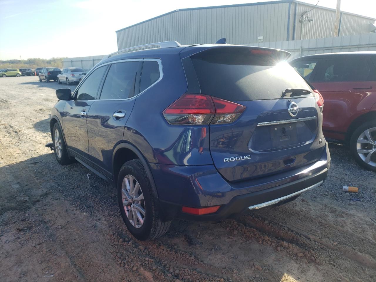 Photo 3 from auction – 2017 NISSAN ROGUE S with VIN KNMAT2MT0HP604887