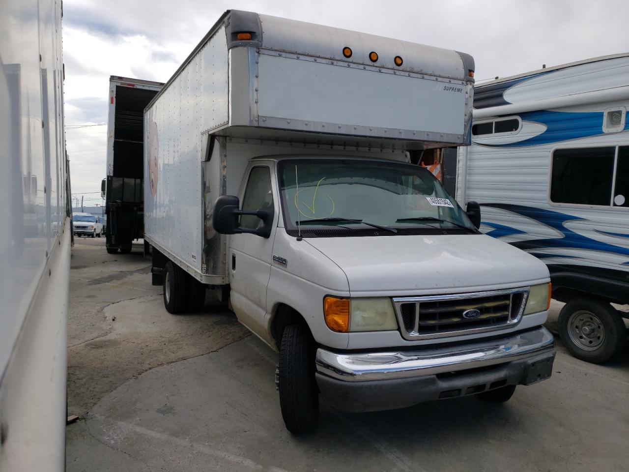 FORD ECONOLINE 2006 with VIN 1FDWE35P76HB15266 - Photo from auction