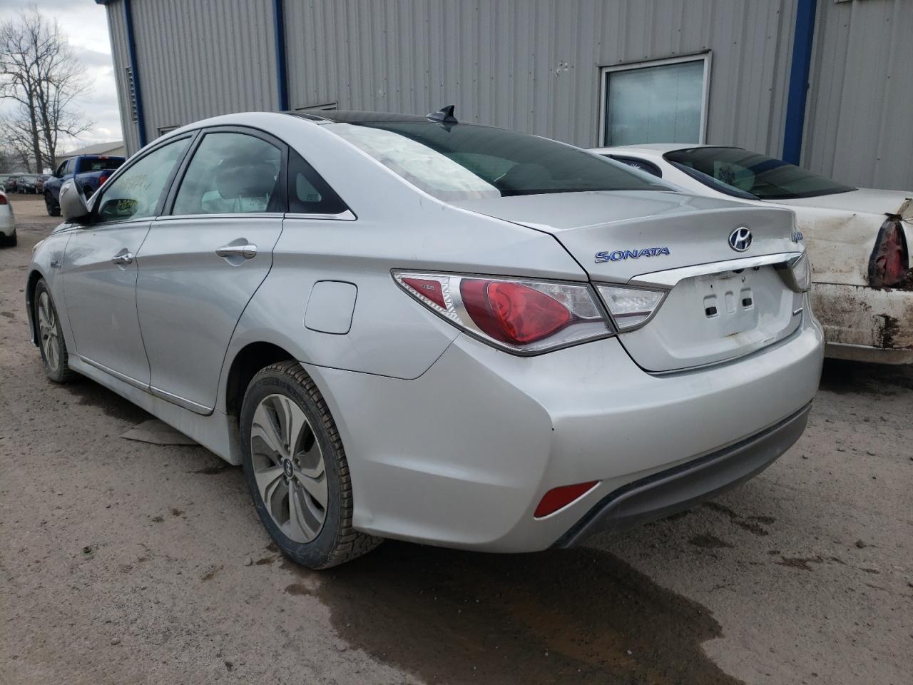 Photo 3 from auction – 2014 HYUNDAI SONATA HYB with VIN KMHEC4A47EA105685
