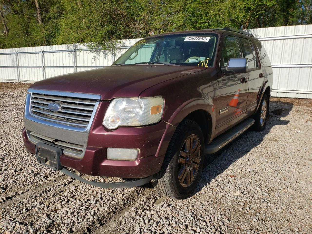 Photo 2 from auction – 2006 FORD EXPLORER with VIN 1FMEU75816UA85512
