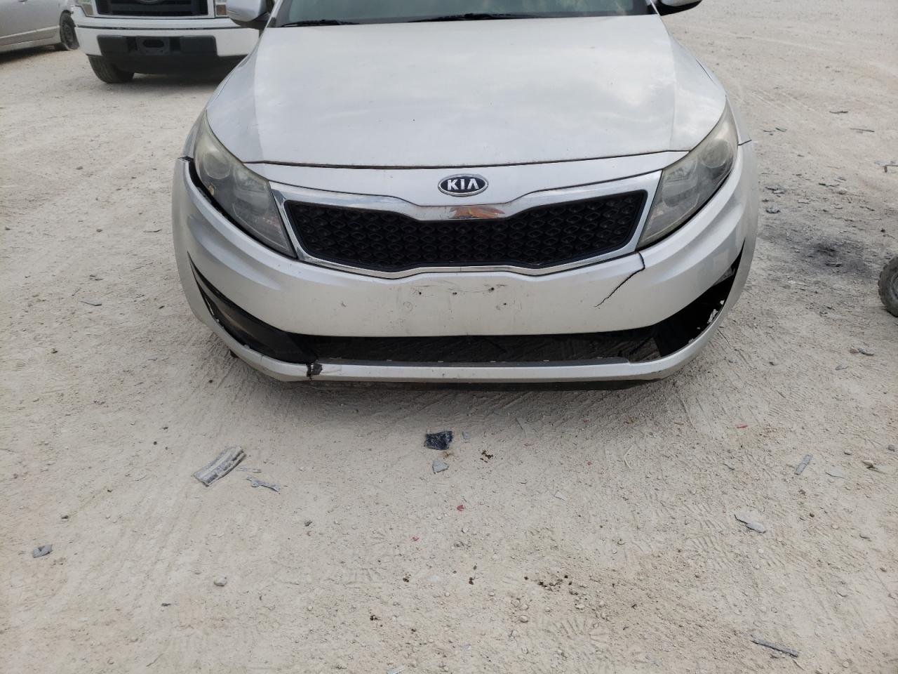 Photo 9 from auction – 2012 KIA OPTIMA EX with VIN 5XXGN4A77CG017402