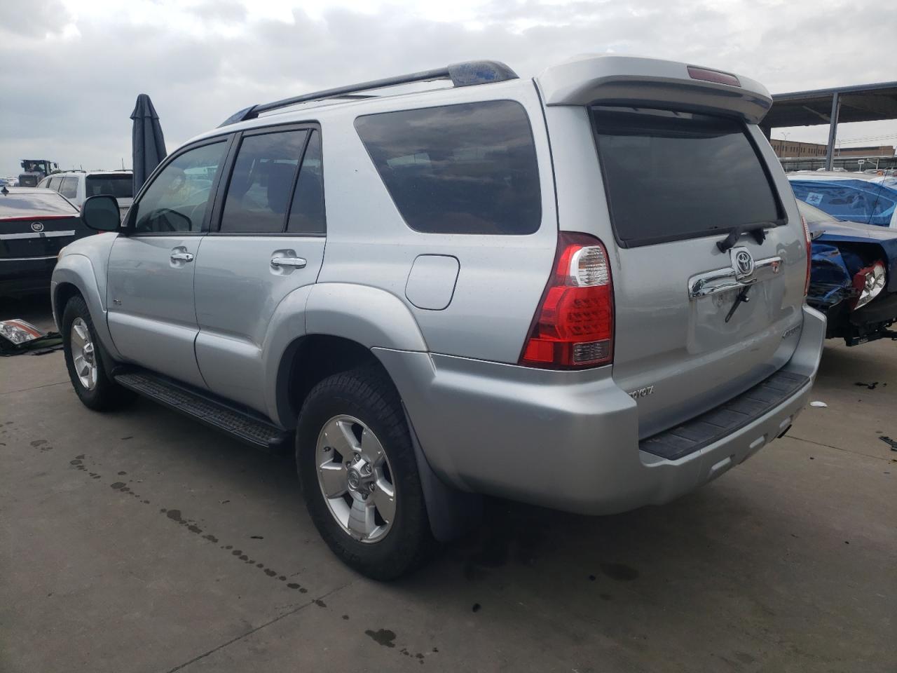 Photo 3 from auction – 2008 TOYOTA 4RUNNER SR with VIN JTEZU14R280101834