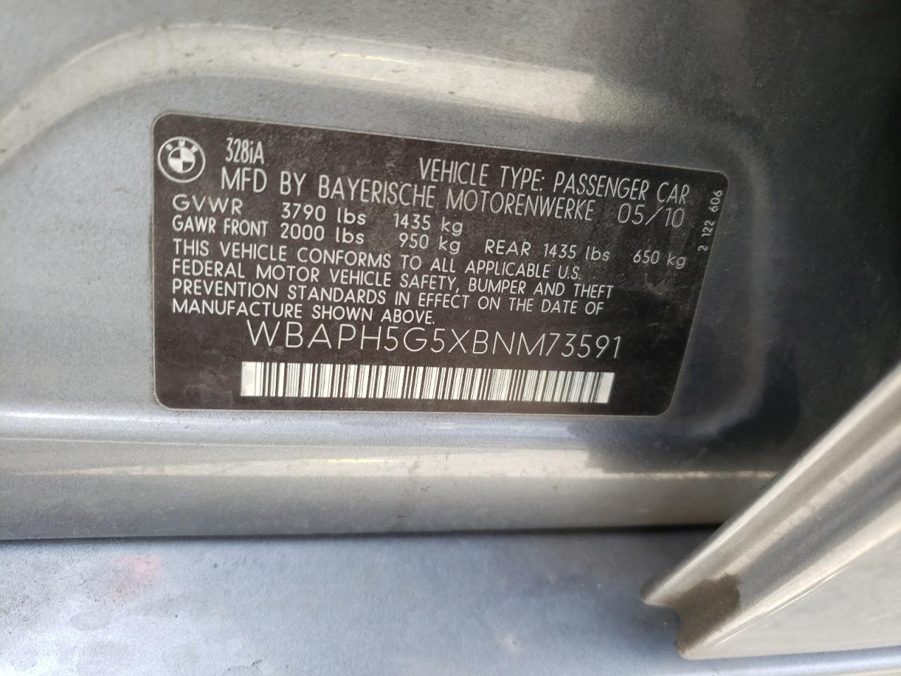 Photo 10 from auction – 2011 BMW 328 I SULE with VIN WBAPH5G5XBNM73591