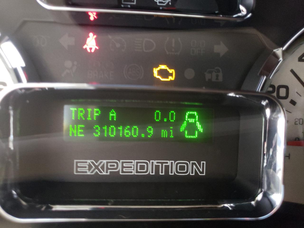صورة رقم 8 من المزاد - 2007 FORD EXPEDITION مع VIN 1FMFK17567LA73132