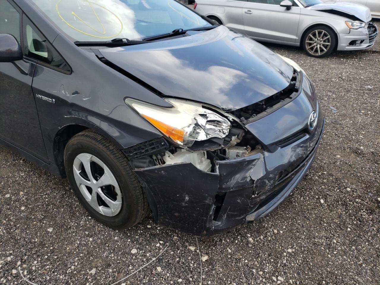 Photo 9 from auction – 2013 TOYOTA PRIUS with VIN JTDKN3DU1D1663974