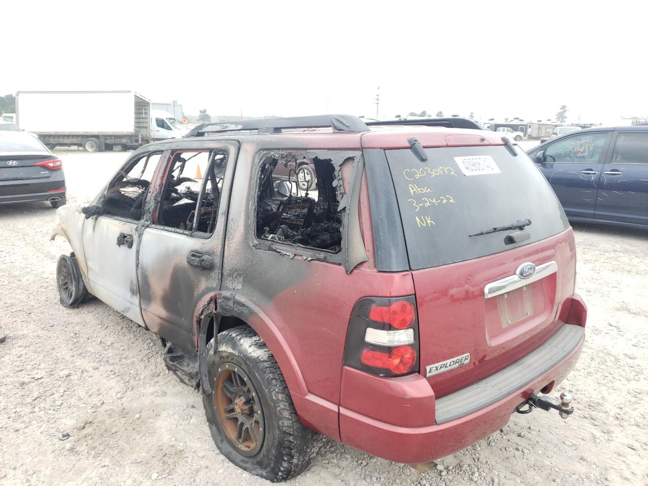 Photo 3 from auction – 2008 FORD EXPLORER X with VIN 1FMEU63E58UA80626