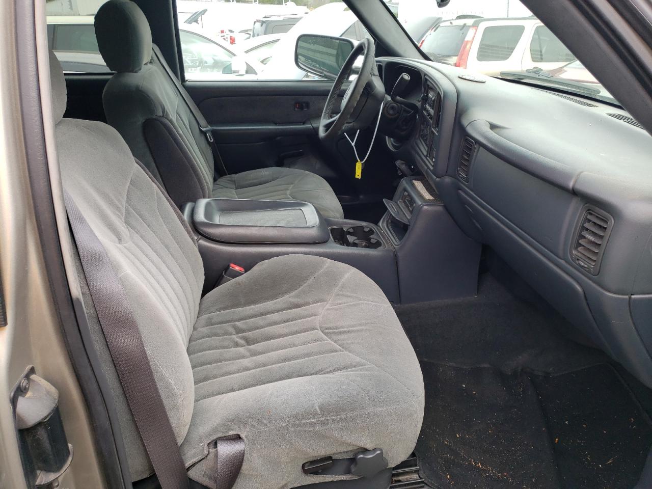 Photo 5 from auction – 2001 GMC SIERRA C25 with VIN 1GTHC29131E300279