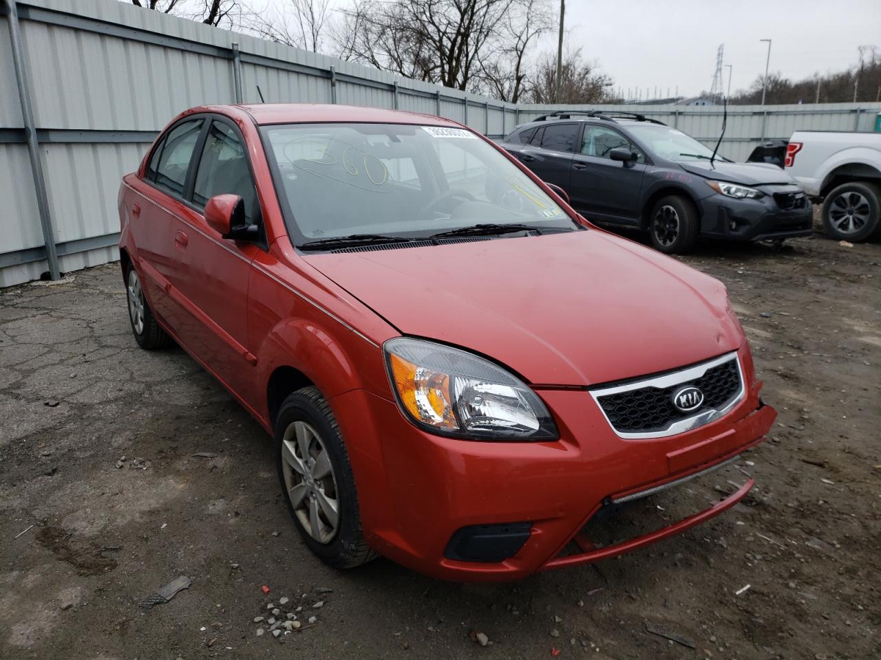 KIA RIO LX 2010 con VIN KNADH4A33A6687920 - Foto de la subasta