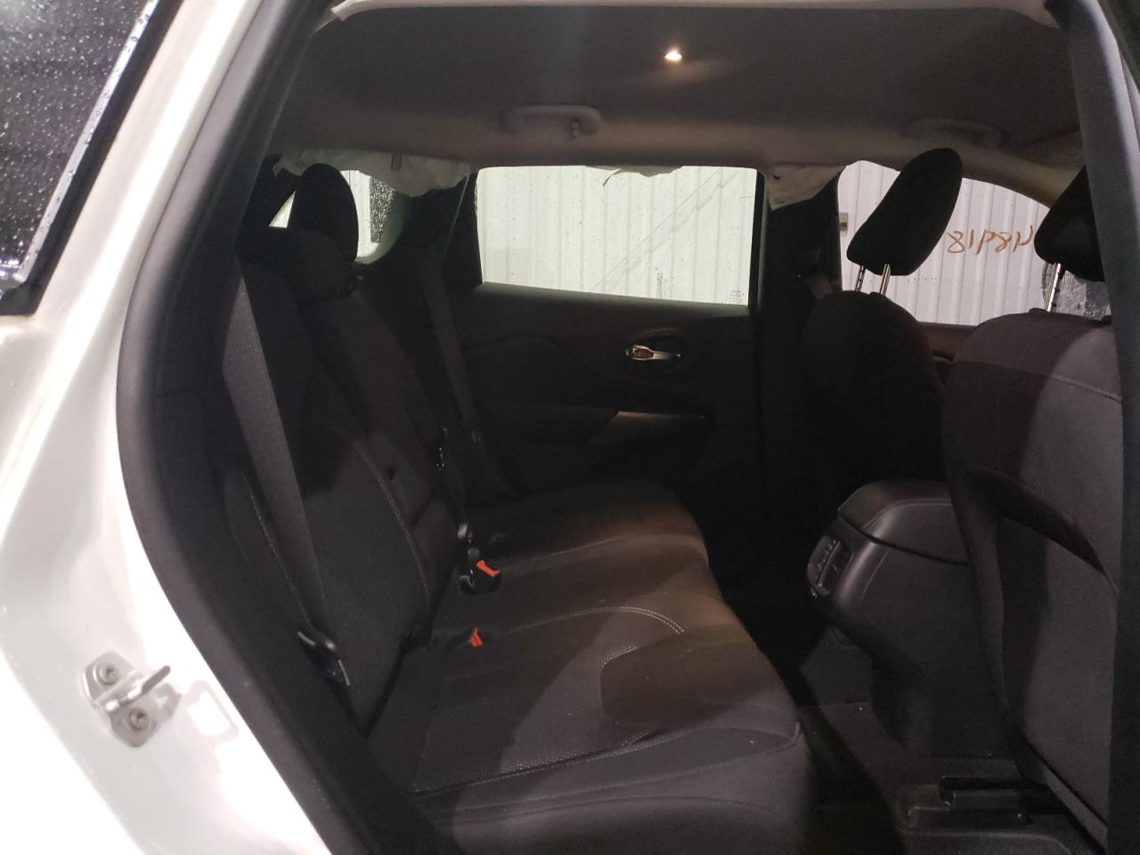Photo 6 from auction – 2020 JEEP CHEROKEE L with VIN 1C4PJLCB2LD515900