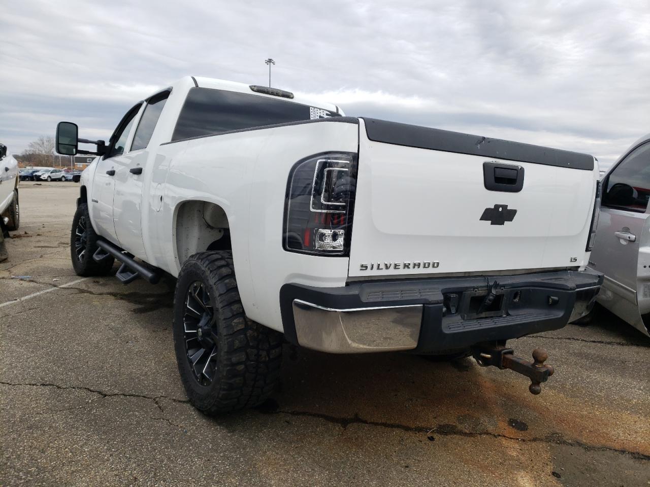 Photo 3 from auction – 2008 CHEVROLET SILVERADO with VIN 1GCHC23628F191077