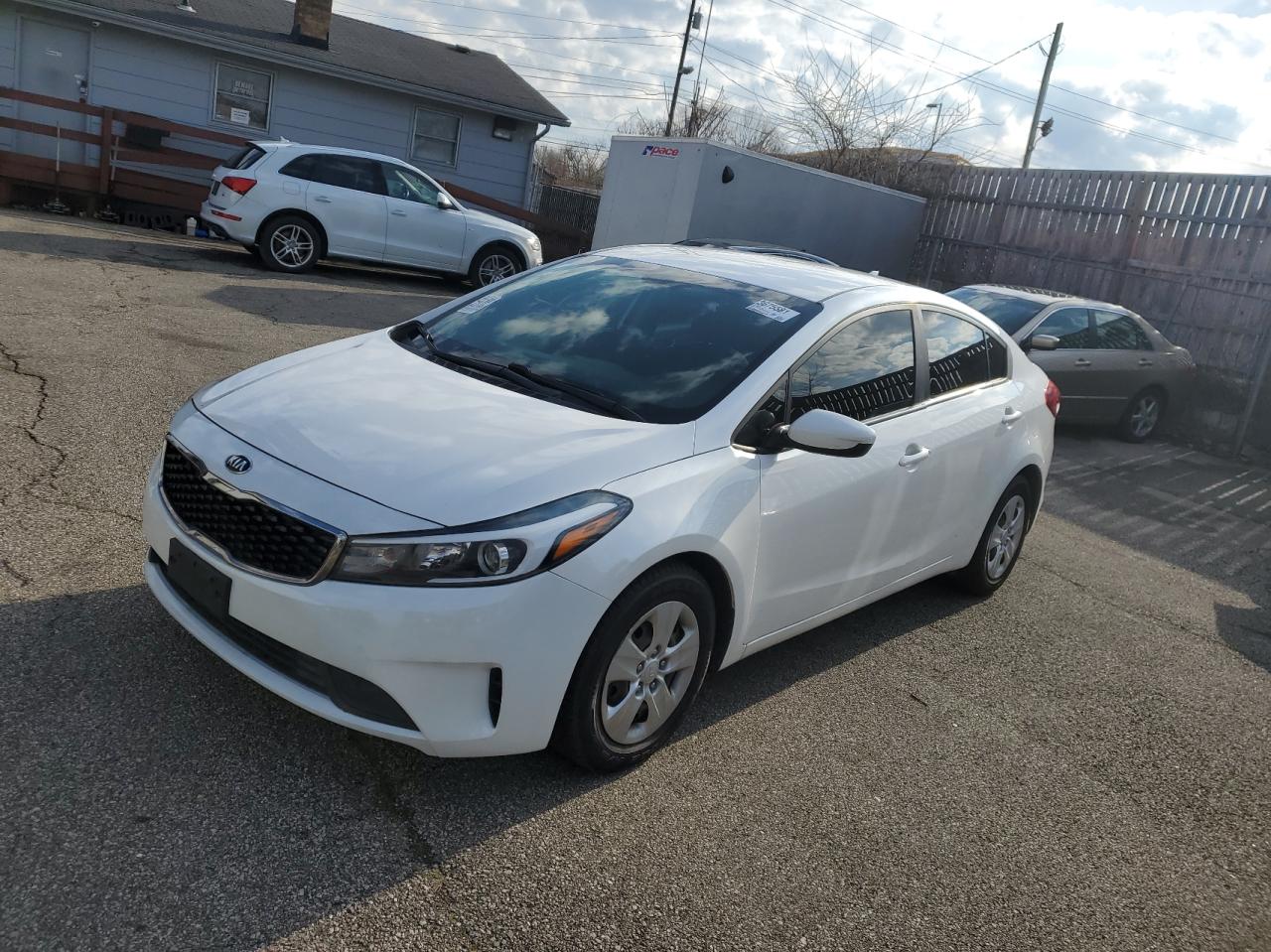 Photo 2 from auction – 2017 KIA FORTE LX with VIN 3KPFL4A79HE027639