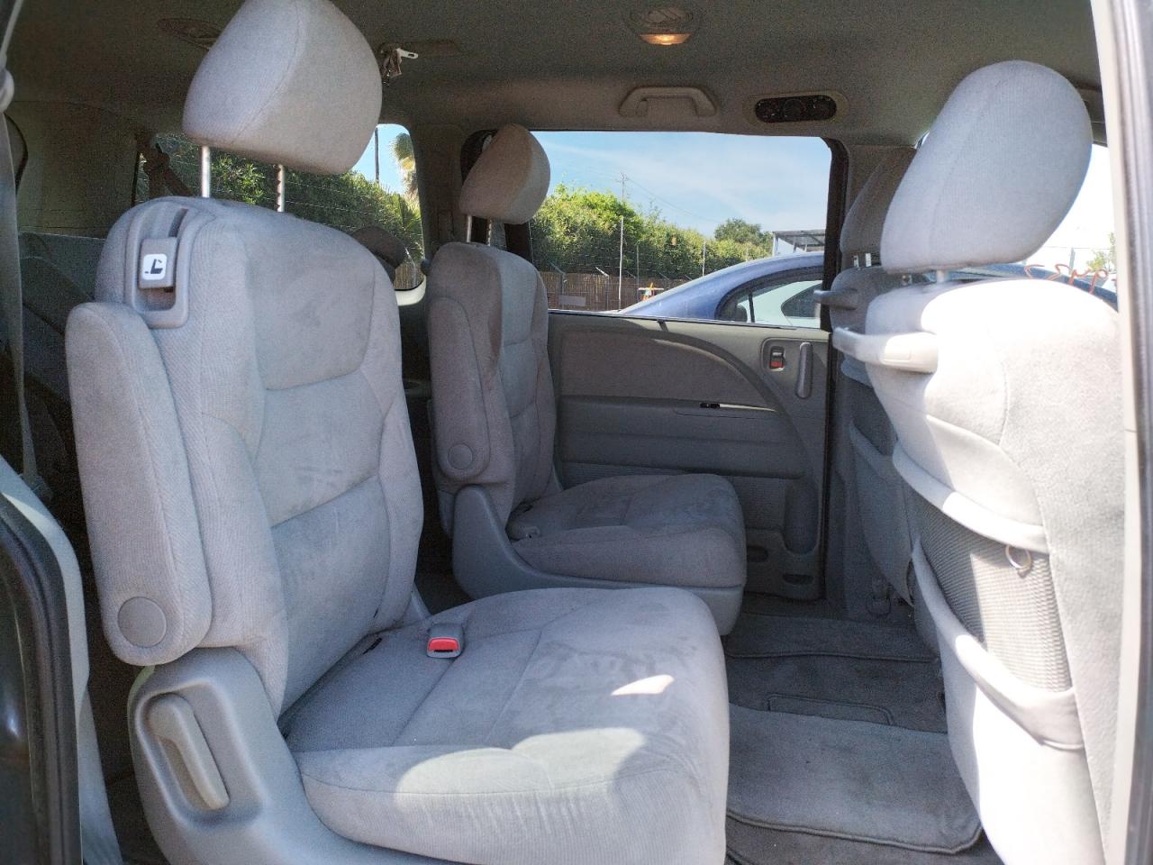 Photo 6 from auction – 2007 HONDA ODYSSEY EX with VIN 5FNRL384X7B082435