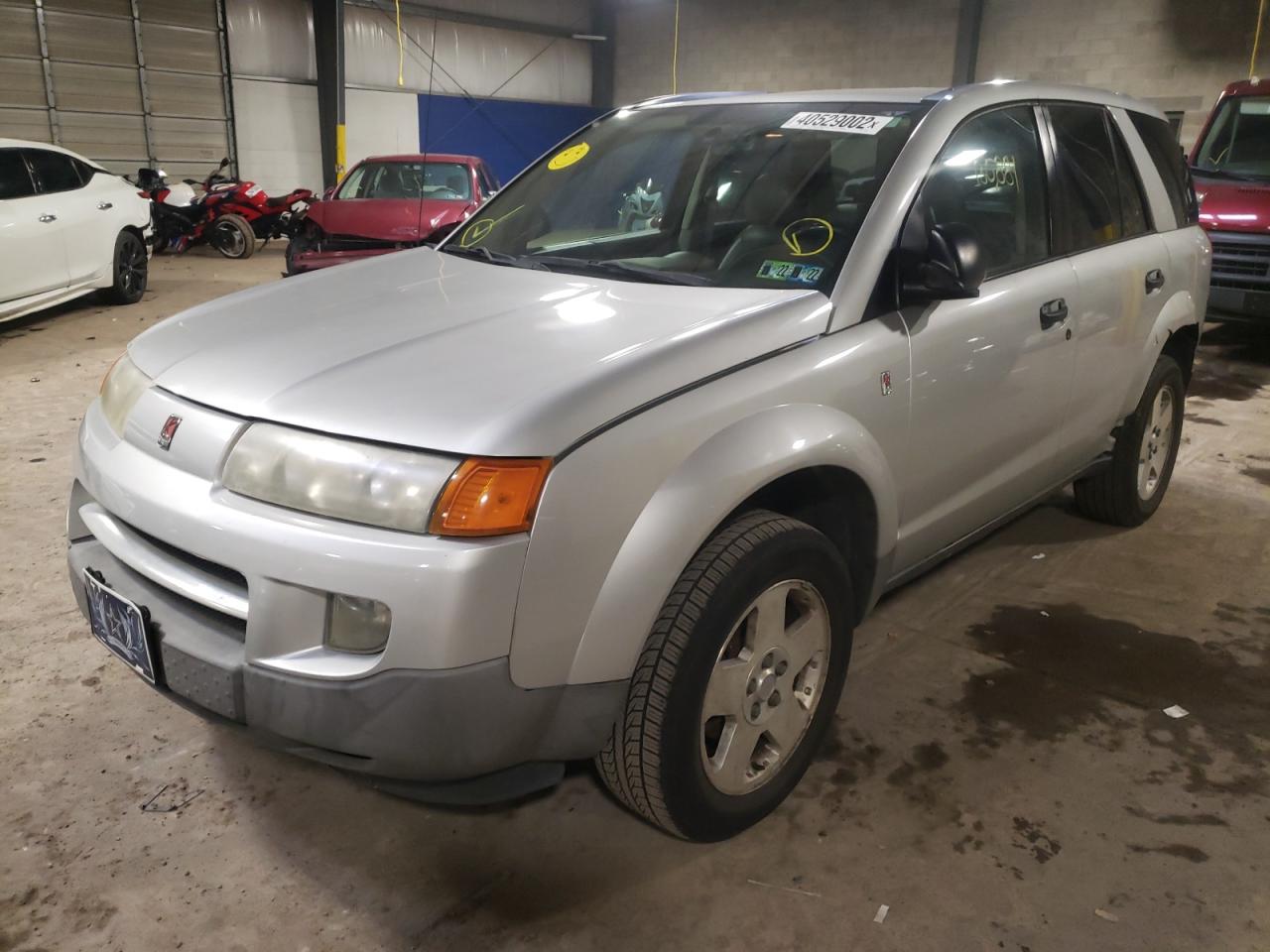 Photo 2 from auction – 2004 SATURN VUE with VIN 5GZCZ63434S814706