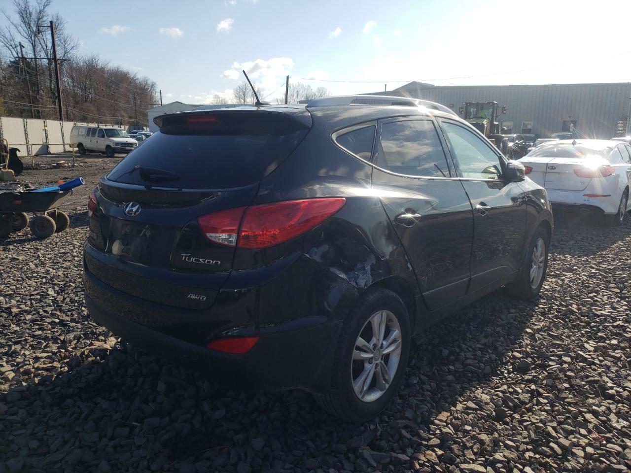 Photo 4 from auction – 2013 HYUNDAI TUCSON GLS with VIN KM8JUCAC2DU763019