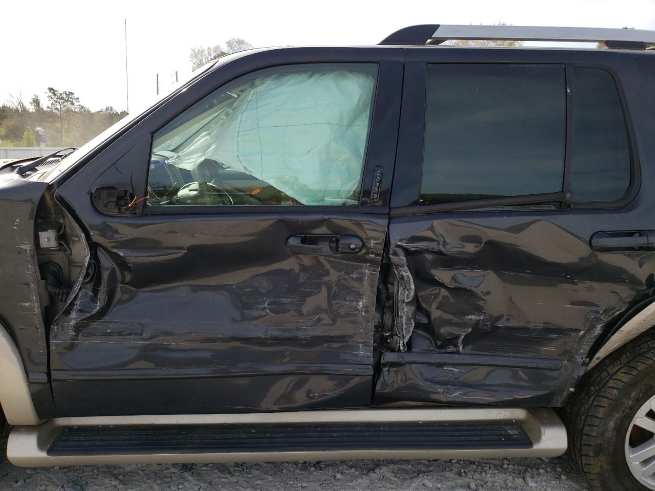 Photo 10 from auction – 2007 FORD EXPLORER E with VIN 1FMEU64E47UB72808