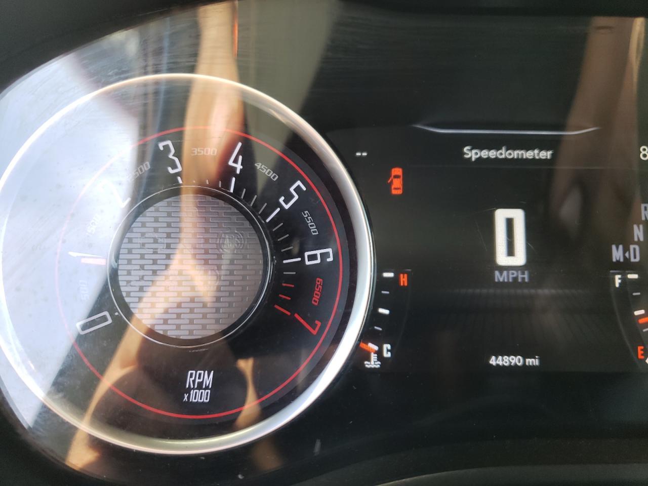 Photo 8 from auction – 2019 DODGE CHALLENGER with VIN 2C3CDZGGXKH629812