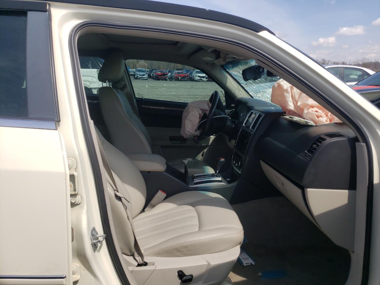 Photo 5 from auction – 2007 CHRYSLER 300C with VIN 2C3LA63H67H861529