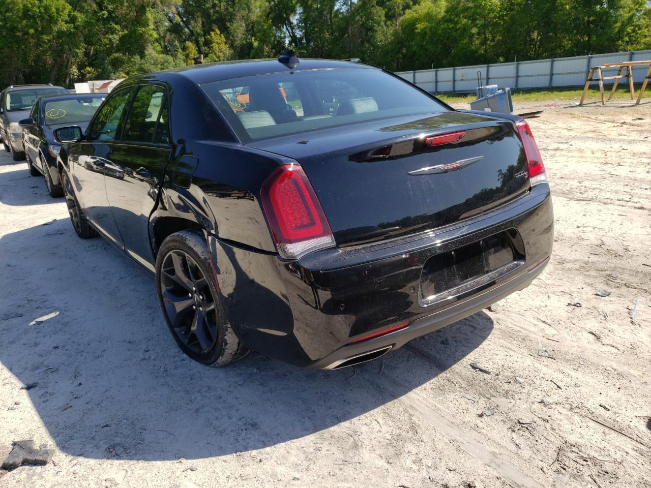 Photo 3 from auction – 2021 CHRYSLER 300 S with VIN 2C3CCABG2MH545868