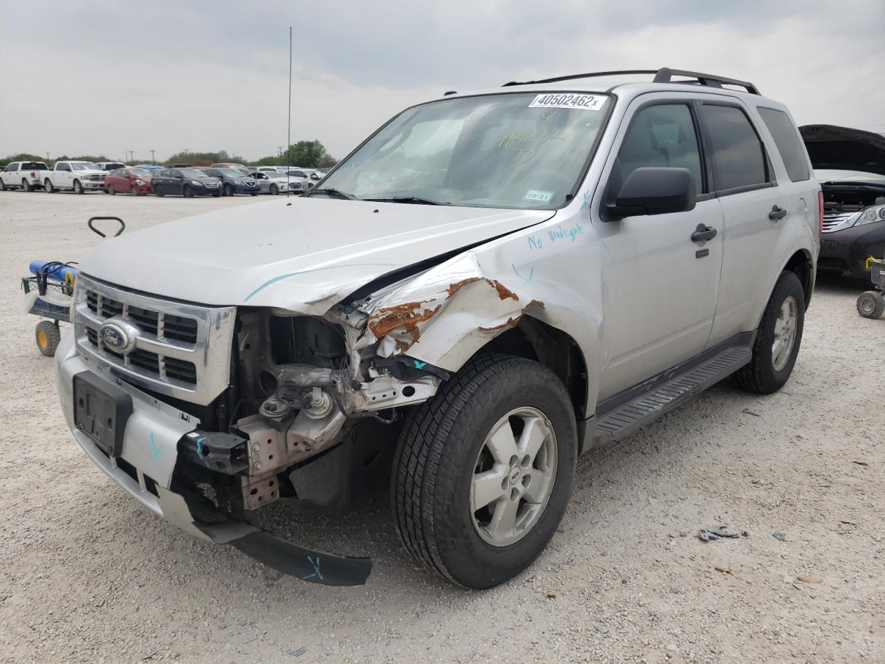 Photo 2 from auction – 2010 FORD ESCAPE XLT with VIN 1FMCU0D7XAKD39746