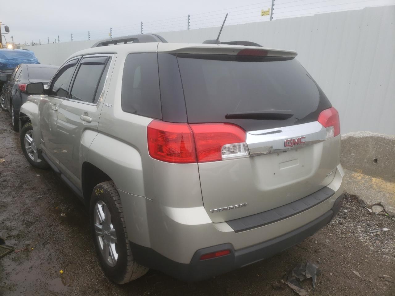 Photo 3 from auction – 2015 GMC TERRAIN SL with VIN 2GKFLWEK5F6117009
