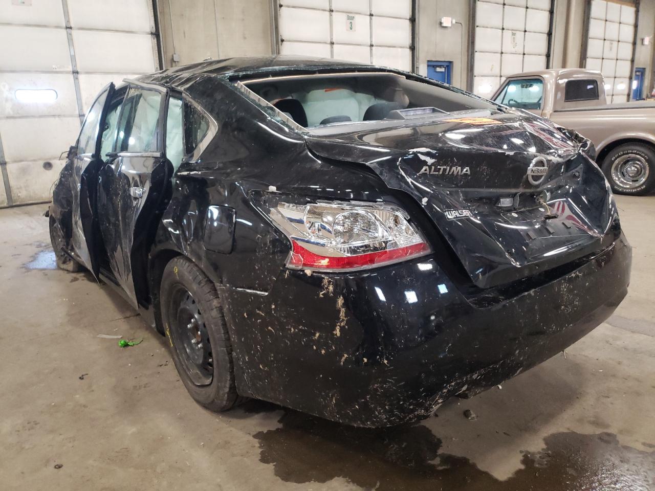 Photo 3 from auction – 2015 NISSAN ALTIMA S with VIN 1N4AL3AP9FC417736