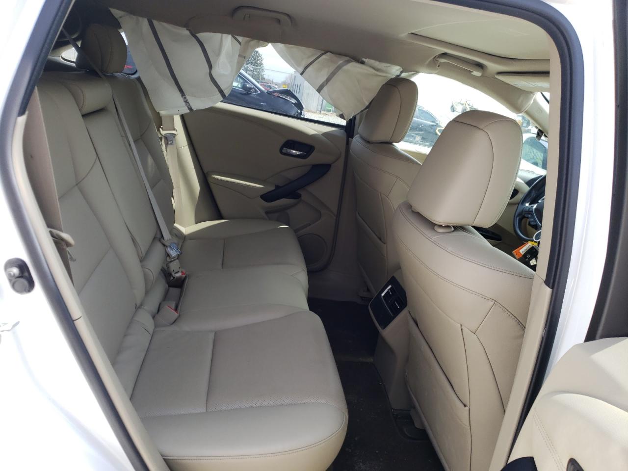 Photo 6 from auction – 2016 ACURA RDX TECHNO with VIN 5J8TB4H55GL021970