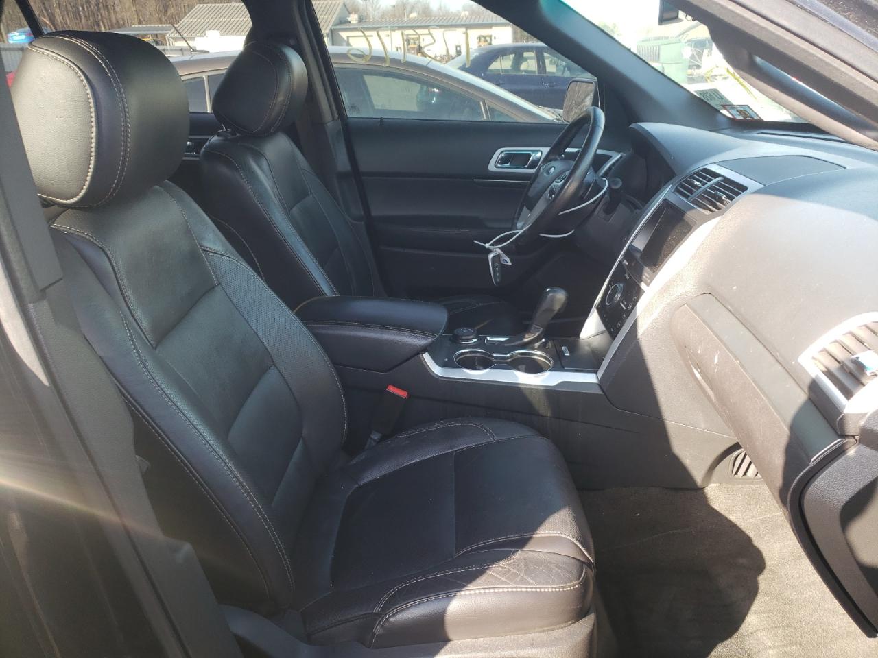 Photo 5 from auction – 2015 FORD EXPLORER S with VIN 1FM5K8GT4FGC55521